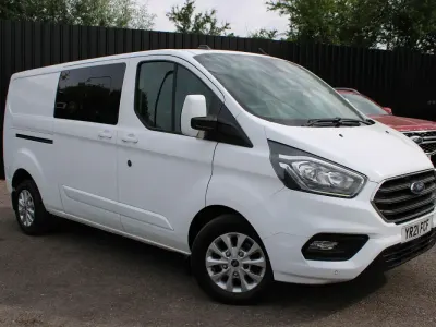 Used Ford Transit Custom Limited 130 HP (95 kW) 2021 White Van