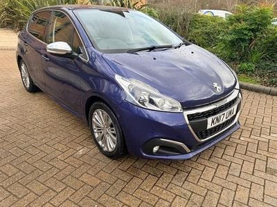 Used Peugeot 208 Allure 82 HP (60 kW) 2017 Blue Hatchback