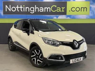 Used Renault Captur Dynamique 90 HP (66 kW) 2015 Cream/black SUV