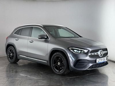 Mercedes GLA220
