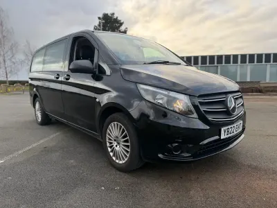 Usado Mercedes Vito 2022 Preto Van