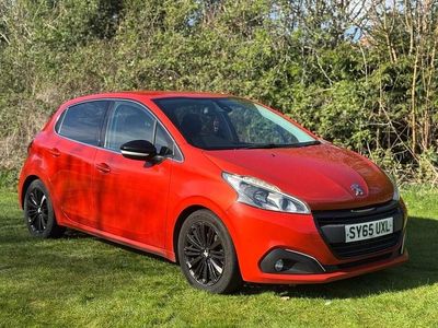 Second-hand Peugeot 208 Allure 82 CP (60 kW) 2015 Portocaliu Hatchback