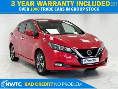 Used Nissan Leaf N-Connecta 110 kW (150 HP) 2021 Red Hatchback
