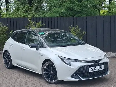 Usado Toyota Corolla Sport 184 HP (135 kW) 2021 Branco Coupé
