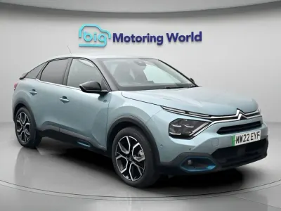 Used Citroën e-C4 Shine 100 kW (136 HP) 2022 Blue Hatchback