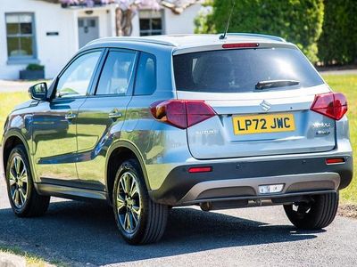 Gebraucht Suzuki Vitara SZ5 116 PS (85 kW) 2023 Grau SUV