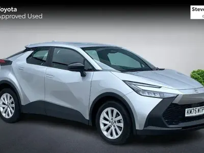 Used Toyota C-HR 140 HP (102 kW) 2025 Silver SUV