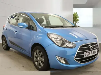 Used Hyundai ix20 SE 90 HP (66 kW) 2017 Blue Hatchback