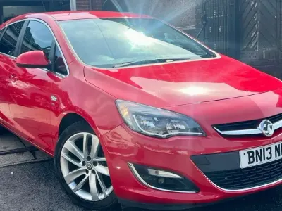 Used Vauxhall Astra SRi 2013 Red Hatchback