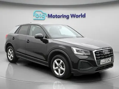 Usado Audi Q2 110 CV (80 kW) 2022 Negro SUV