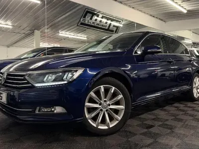 Used VW Passat Business 120 HP (88 kW) 2018 Blue Sedan