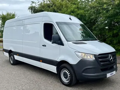 Used Mercedes Sprinter Progressive 150 HP (110 kW) 2023 White Van