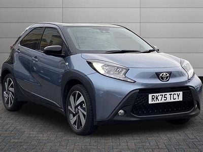 Used Toyota Aygo X 72 HP (52 kW) 2025 Persian salt with black SUV