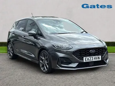 Begagnad Ford Fiesta ST-Line 2023 Grå Halvkombi