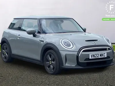 Usado Mini Cooper S Level 1 135 kW (184 HP) 2022 Cinzento Citadino