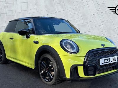 Used Mini Cooper Hatch 134 HP (98 kW) 2023 Yellow Hatchback