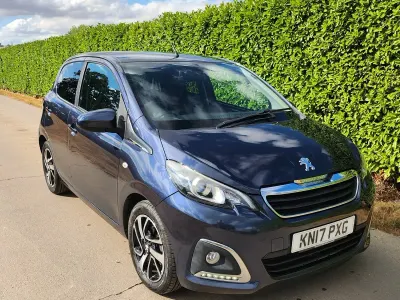 Used Peugeot 108 Allure 82 HP (60 kW) 2017 Blue Hatchback