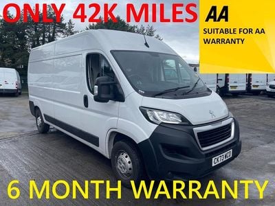 Second-hand Peugeot Boxer Premium 140 CP (102 kW) 2023 Alb Van