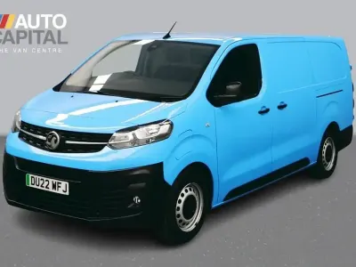Used Vauxhall Vivaro 100 kW (136 HP) 2022 Blue MPV