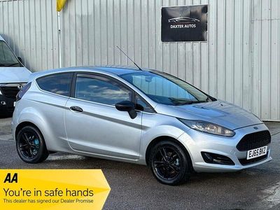 Silver Used 2015 Ford Fiesta Zetec Hatchback | £5,425 (Fair price)