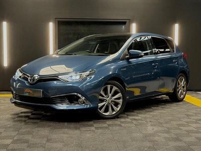 Used Toyota Auris Hybrid 2016 Blue Hatchback