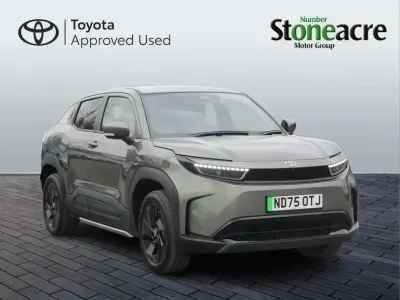 Used Toyota Urban Cruiser Design 126 kW (172 HP) 2026 Green SUV