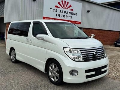 Used Nissan Elgrand 2007 White MPV