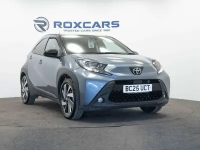 Used Toyota Aygo X 72 HP (52 kW) 2025 Grey SUV