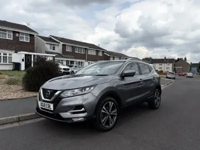 Begagnad Nissan Qashqai N-Connecta 115 HK (84 kW) 2018 Grå SUV