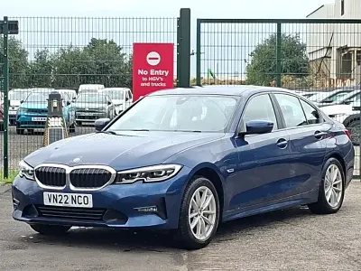Used BMW 330e Comfort Edition 292 HP (214 kW) 2022 Blue Sedan