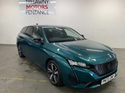 Used Peugeot 308 Allure 130 HP (95 kW) 2022
