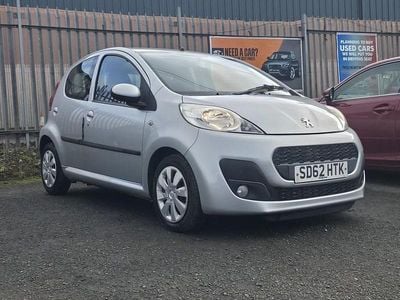 Used Peugeot 107 Active 68 HP (50 kW) 2012 Silver Hatchback