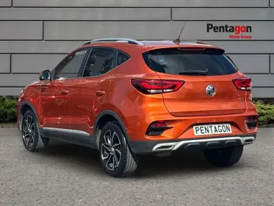 Usado MG ZS Exclusive 109 HP (80 kW) 2023 Laranja SUV