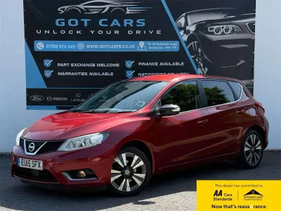 Used Nissan Pulsar N-TEC 110 HP (80 kW) 2015 Red Hatchback