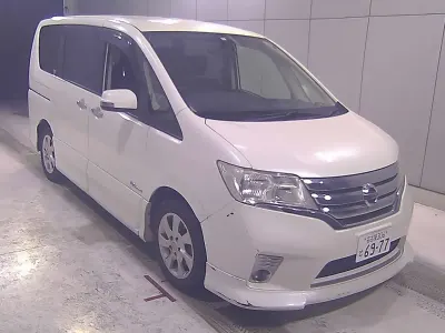 Used Nissan Serena
