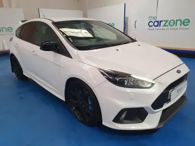 Used Ford Focus RS 350 HP (257 kW) 2016 White Hatchback