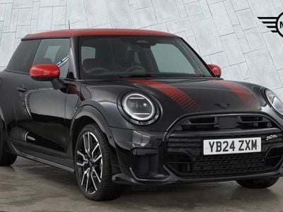 Used Mini Cooper Hatch 154 HP (113 kW) 2024 Black Hatchback