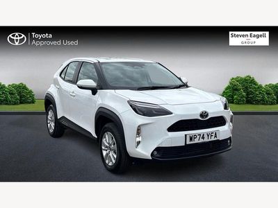 Used Toyota Yaris Hybrid 2025 White Hatchback