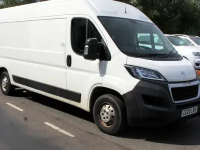 Used Peugeot Boxer 140 HP (102 kW) 2022 Van