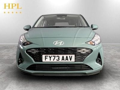 Used Hyundai i10 Advanced 67 HP (49 kW) 2024 Green Hatchback