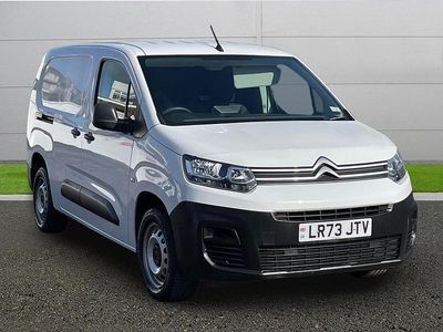 Used Citroën Berlingo 100 HP (73 kW) 2023 White MPV