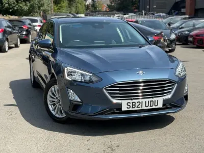 Used Ford Focus Titanium 125 HP (91 kW) 2021 Blue Hatchback