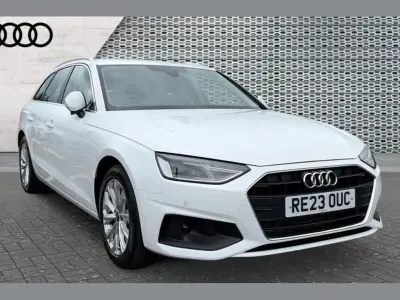 Gebraucht Audi A4 Comfort 150 PS (110 kW) 2023 Weiß Kombi