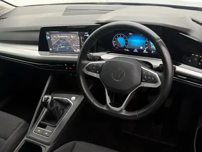 Używany VW Golf VIII S 110 KM (80 kW) 2023 Szary Hatchback