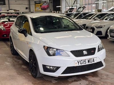 Begagnad Seat Ibiza FR 140 HK (102 kW) 2015 Vit Halvkombi