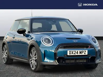 Used Mini Cooper S Exclusive 176 HP (129 kW) 2024 Blue Hatchback