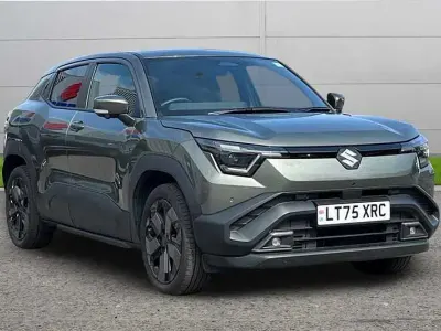 Used Suzuki e-Vitara 127 kW (174 HP) 2025 Metallic  land breeze green SUV