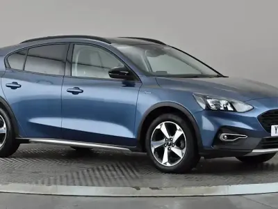 Used Ford Focus Active 155 HP (114 kW) 2021 Blue Hatchback