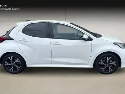 Used Toyota Yaris Design 2025 White Hatchback