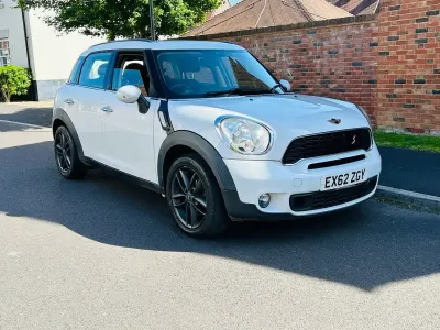 Used Mini Cooper S 2012 White Hatchback